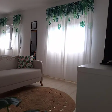 Sixtwelve Apartman